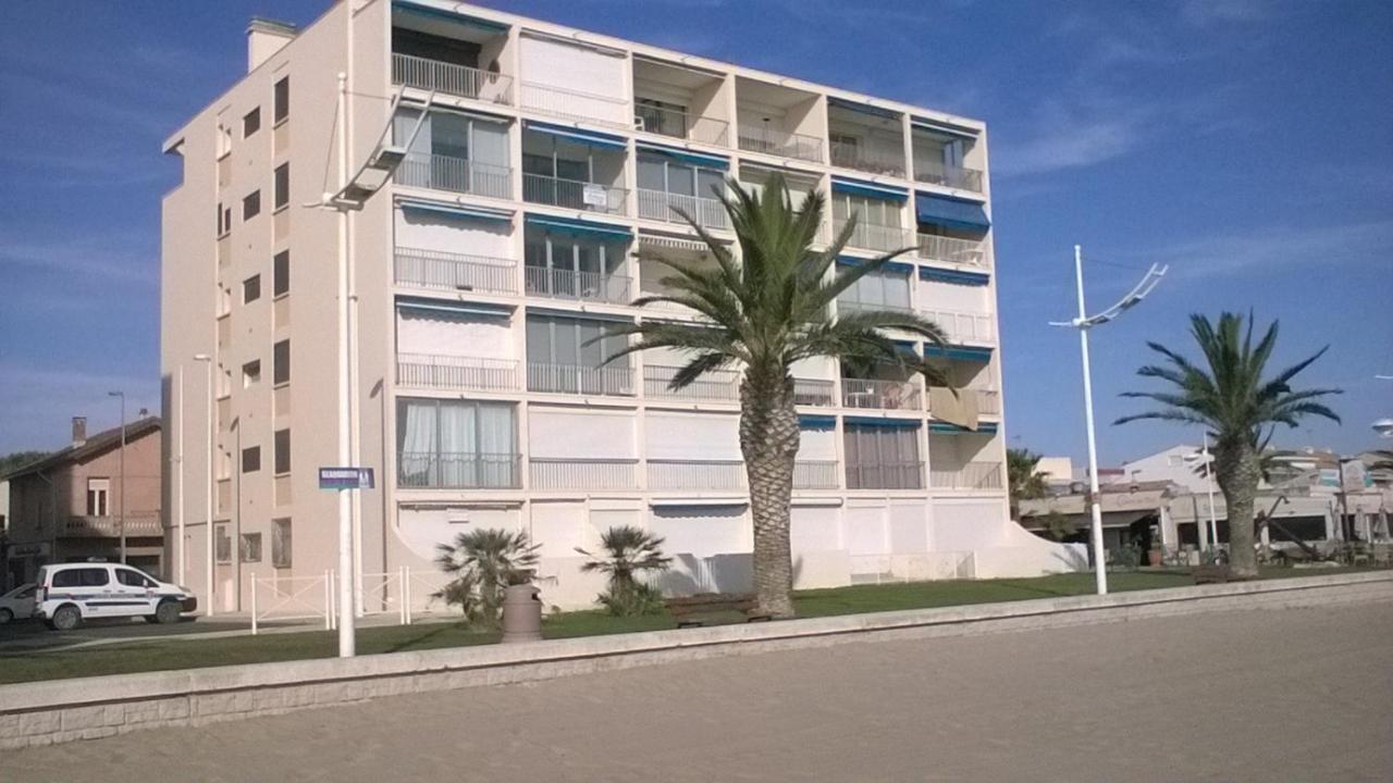 Studio En Premiere Ligne Avec Vue Exceptionnelle Apartment Le Grau-du-Roi Exterior foto