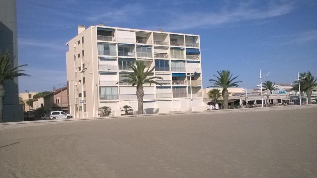 Studio En Premiere Ligne Avec Vue Exceptionnelle Apartment Le Grau-du-Roi Exterior foto